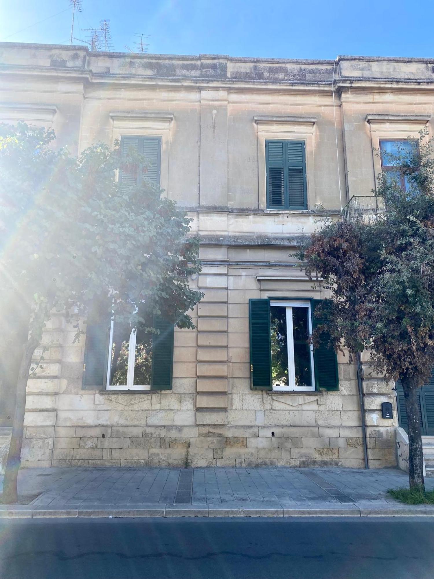 Suite Nina Lecce Bagian luar foto